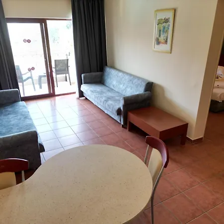 Apart-hotel Lemas 3*