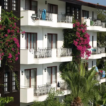 Apart-hotel Lemas 3*